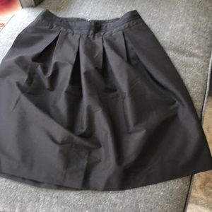 Black skirt with pockets